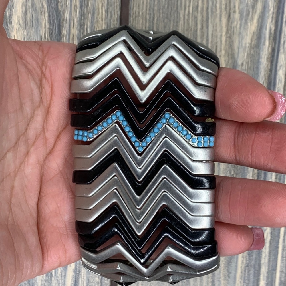 Chevron bracelet